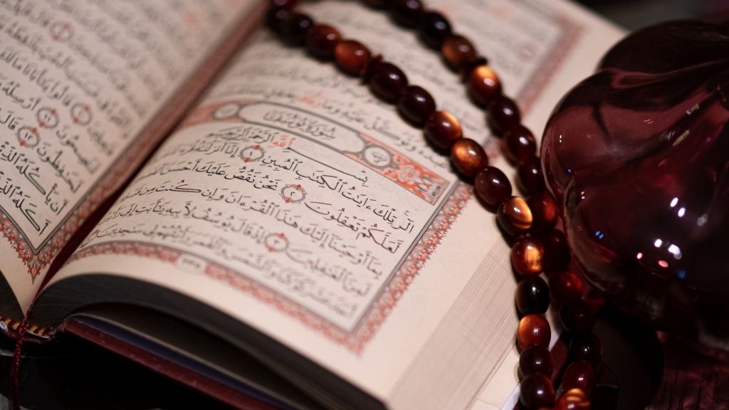 عدد الآيات المدنية والمكية في القرآن الكريم